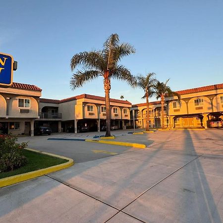 Orange Tustin Inn In Orange Exterior foto