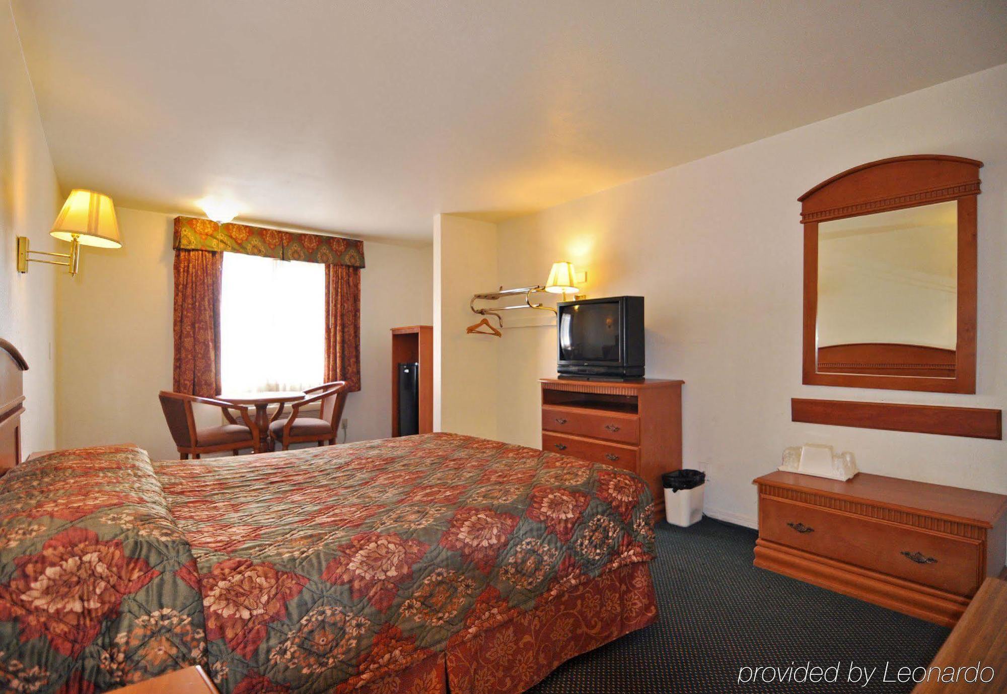 Orange Tustin Inn In Orange Habitación foto