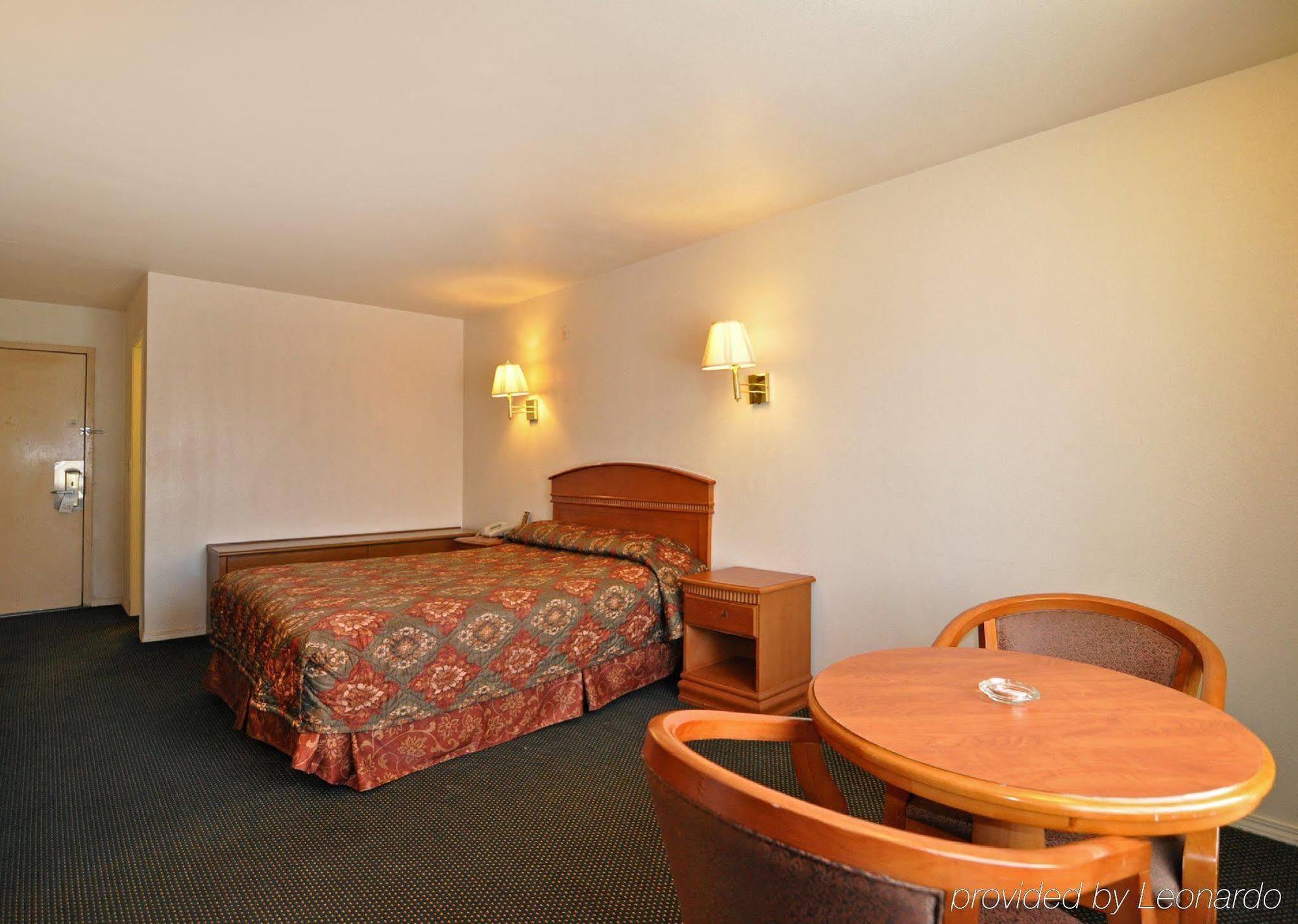 Orange Tustin Inn In Orange Habitación foto